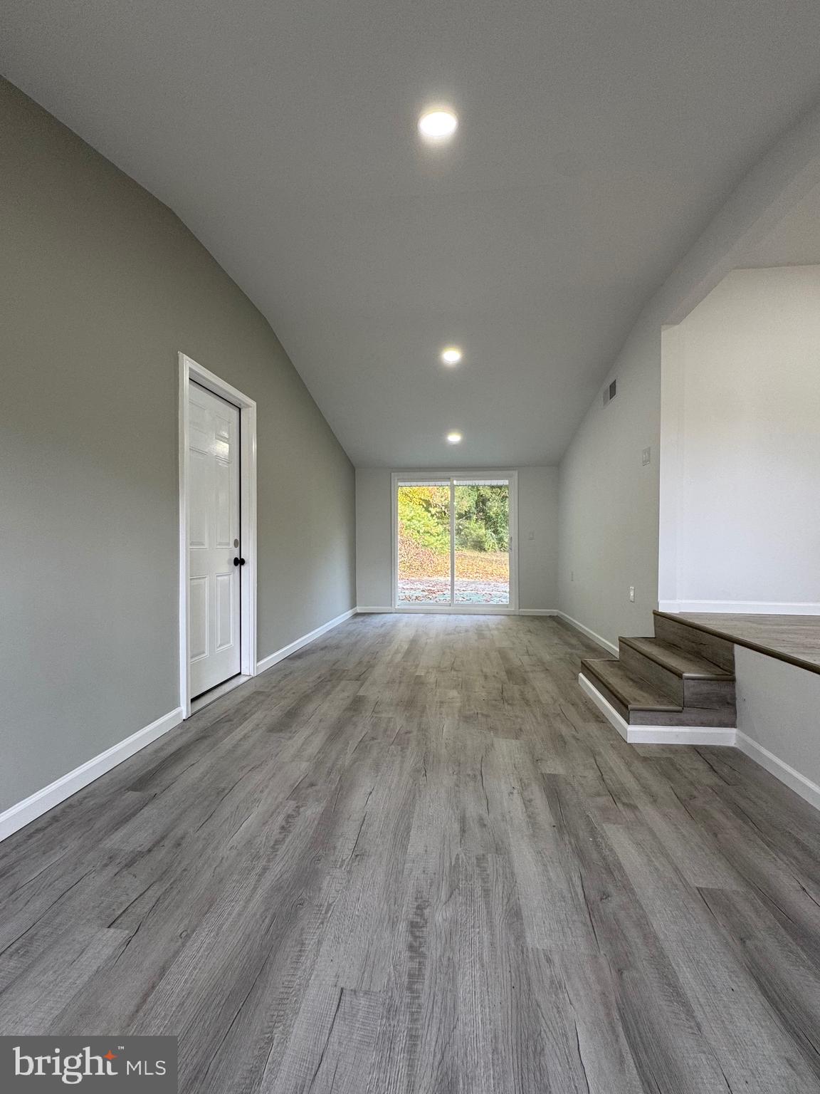 1435 Coles Mill Road Williamstown, NJ 08094 - Photo 6 of 24 Gallery Image 6