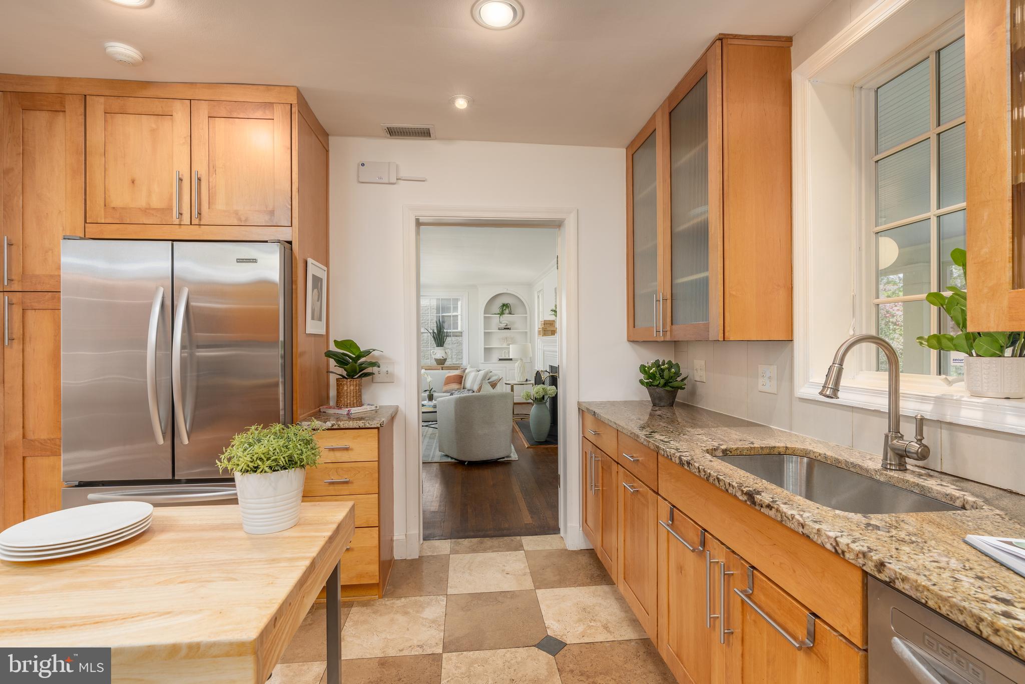 4205 Warren Street Northwest Washington, DC 20016 - Photo 14 of 48
