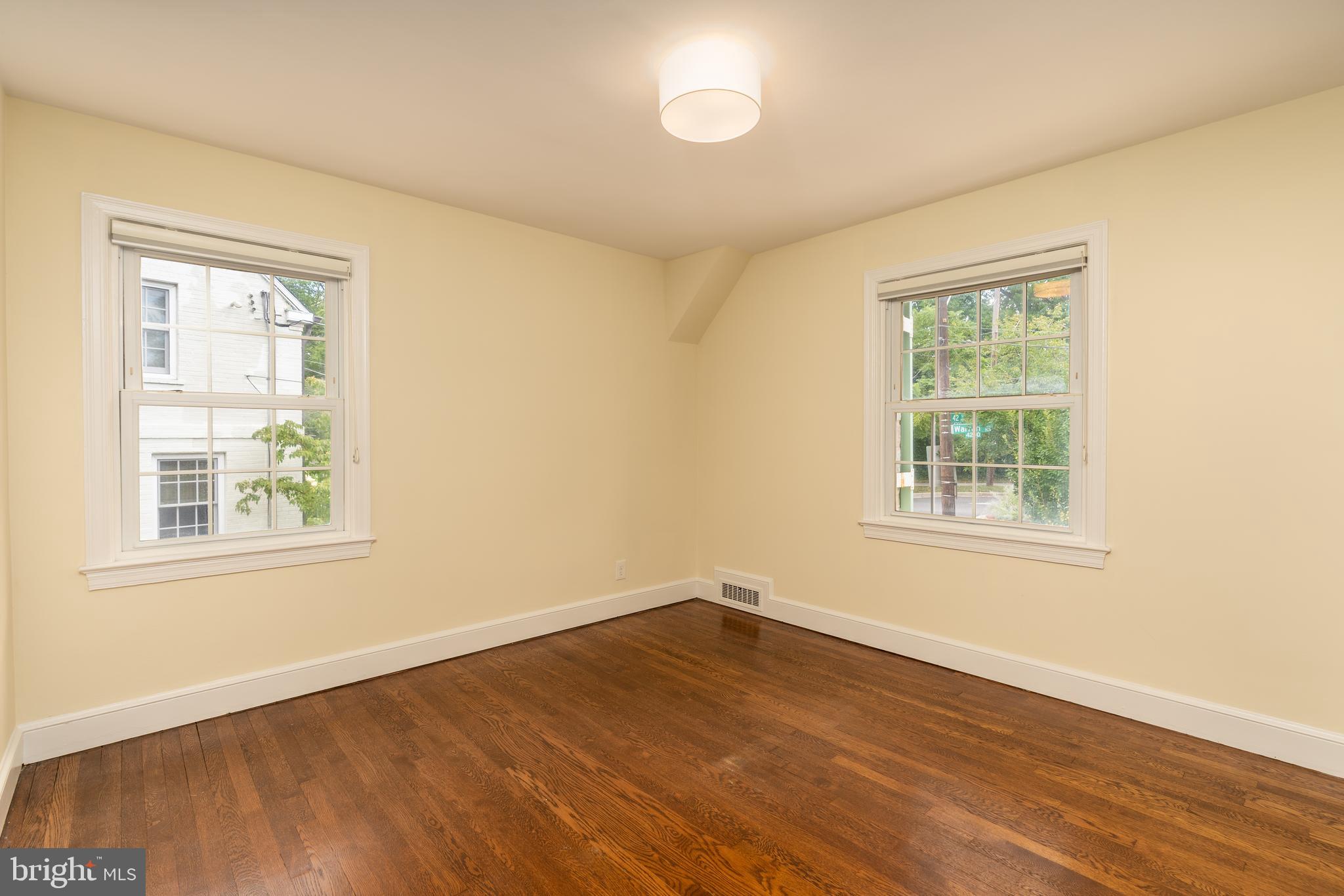 4205 Warren Street Northwest Washington, DC 20016 - Photo 30 of 48