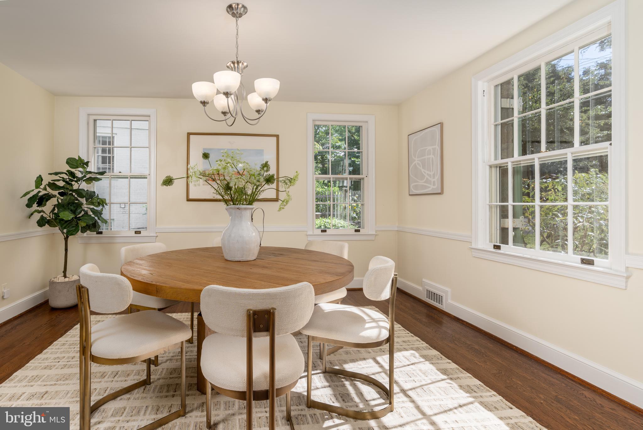 4205 Warren Street Northwest Washington, DC 20016 - Photo 9 of 48