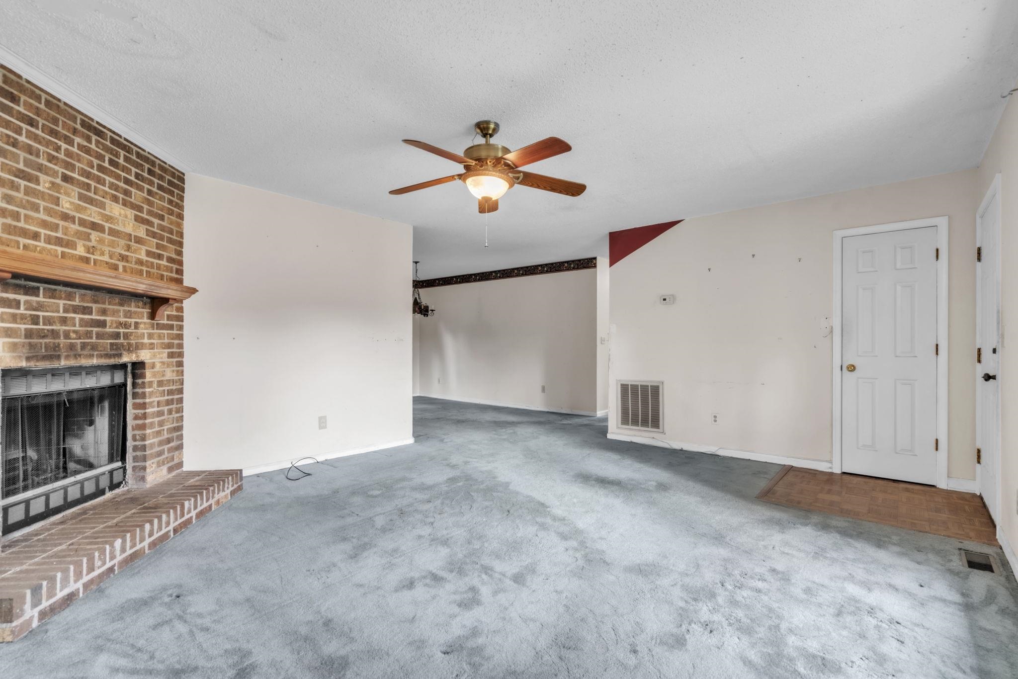121 Apollo Avenue Greer, SC 29651 - Photo 5 of 31 Gallery Image 5