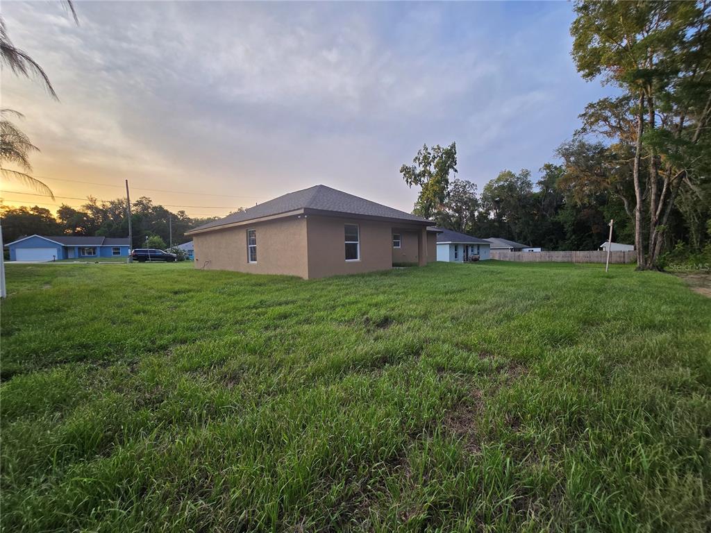 203 Emerald Road Ocala, FL 34472 - Photo 4 of 43