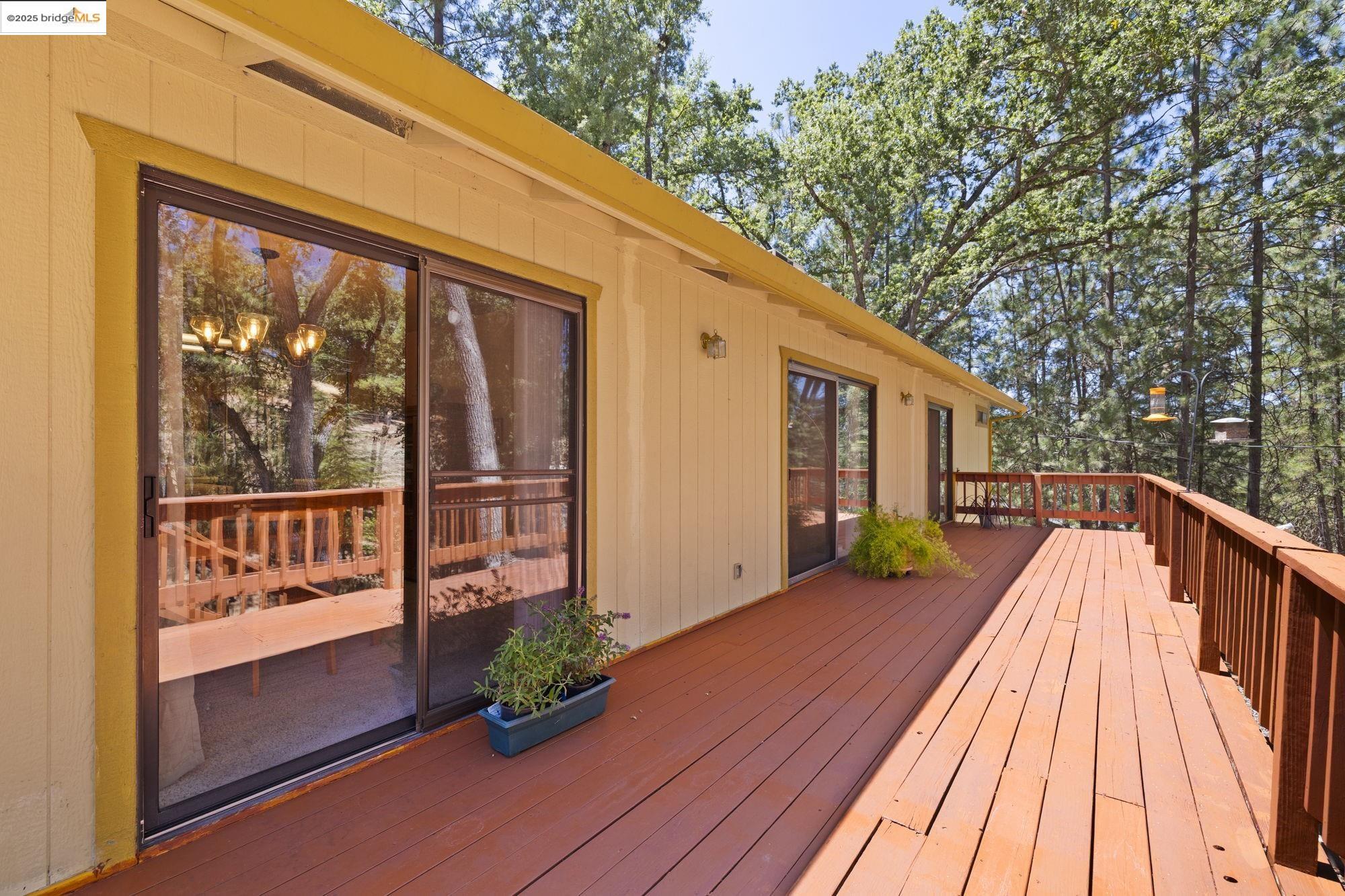 19555 Ferretti Road Groveland, CA 95321 - Photo 18 of 60