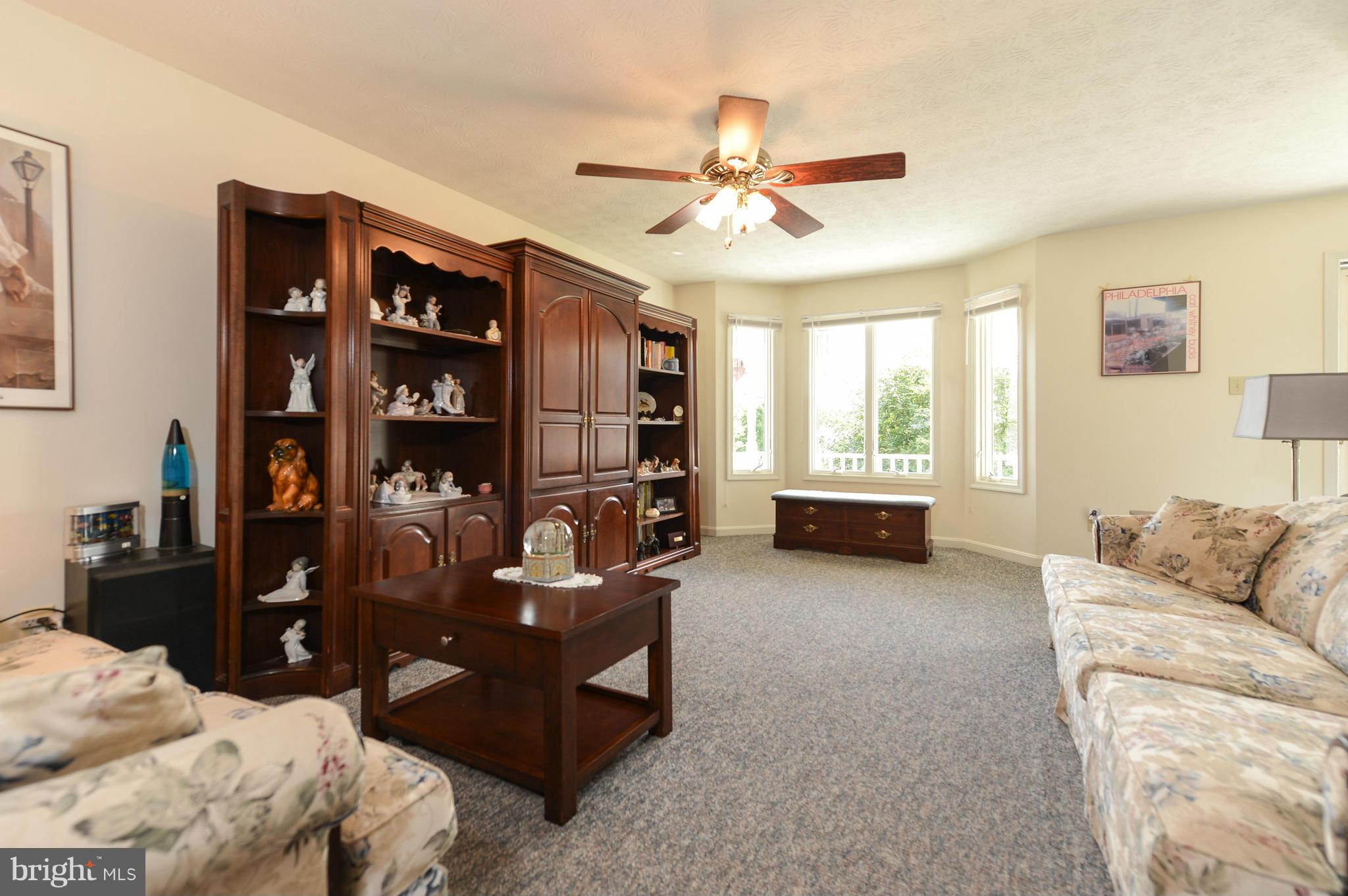 224 Mount Street Rising Sun, MD 21911 - Photo 5 of 30 Living Room