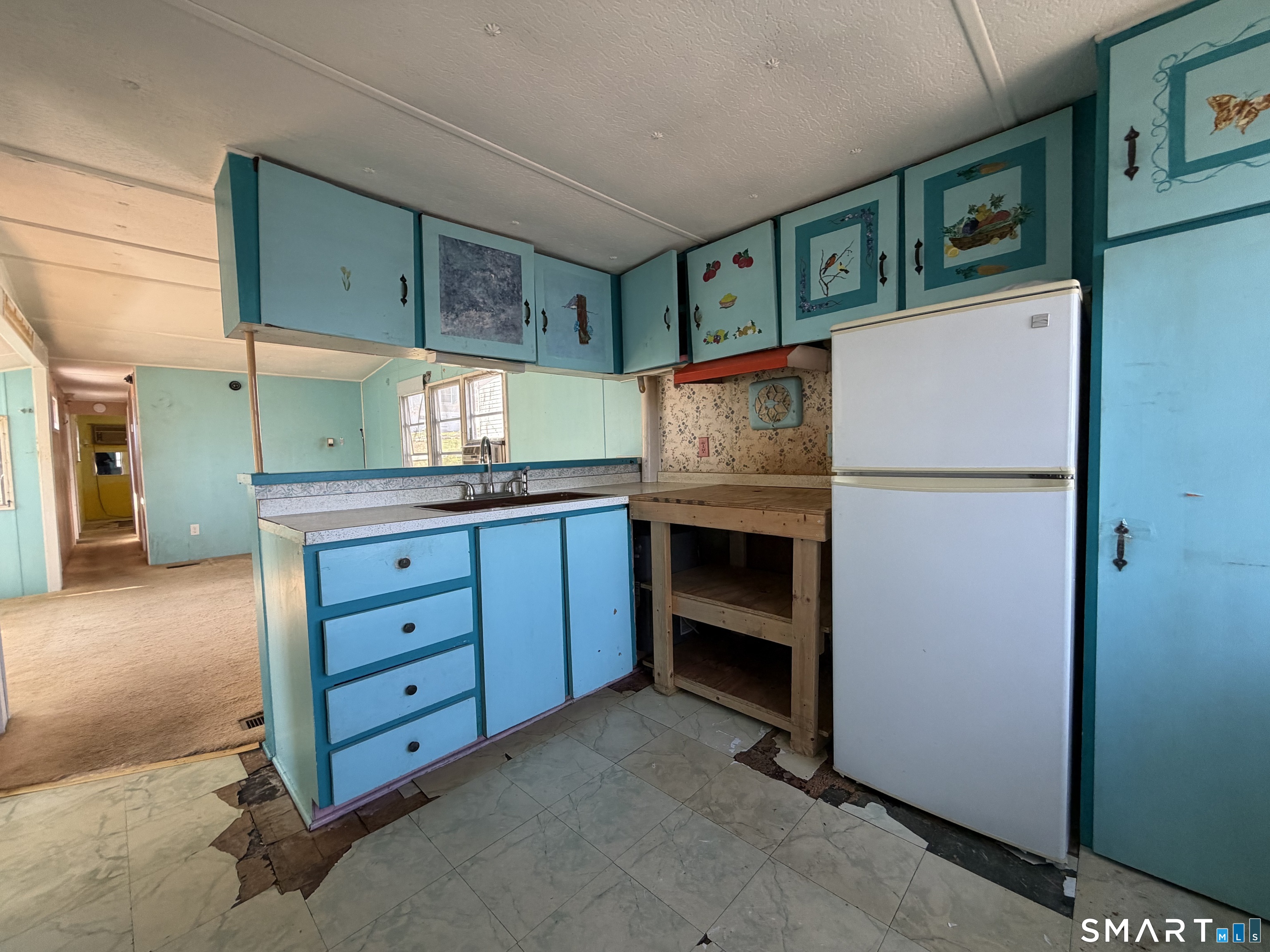 14 Mountainview Road East Hampton, CT 06424 - Photo 13 of 26 a kitchen with stainless steel appliances granite countertop a refrigerator and a stove
