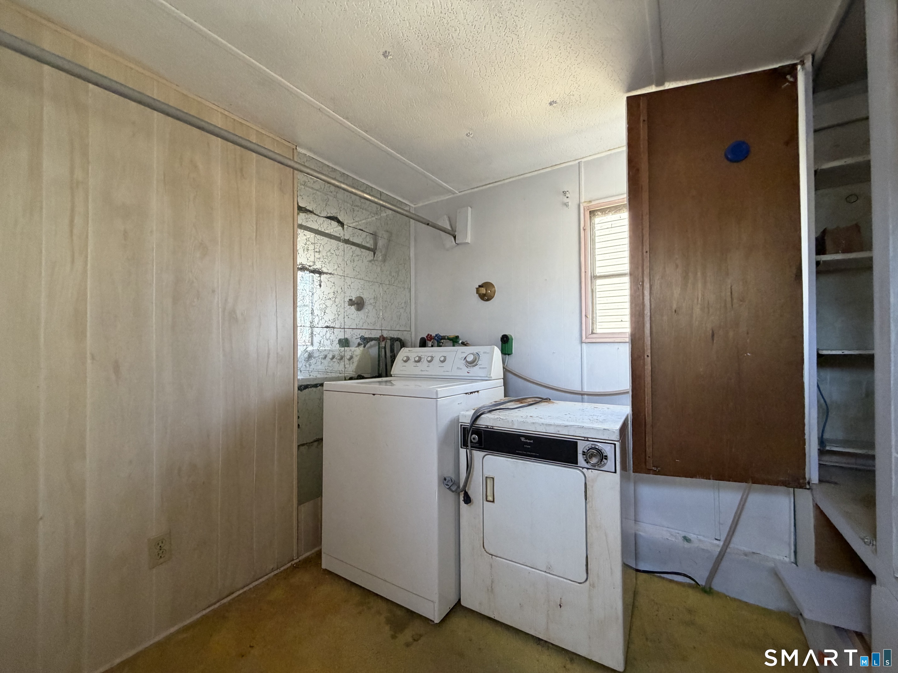 14 Mountainview Road East Hampton, CT 06424 - Photo 17 of 26 a bathroom with a sink a toilet and shower