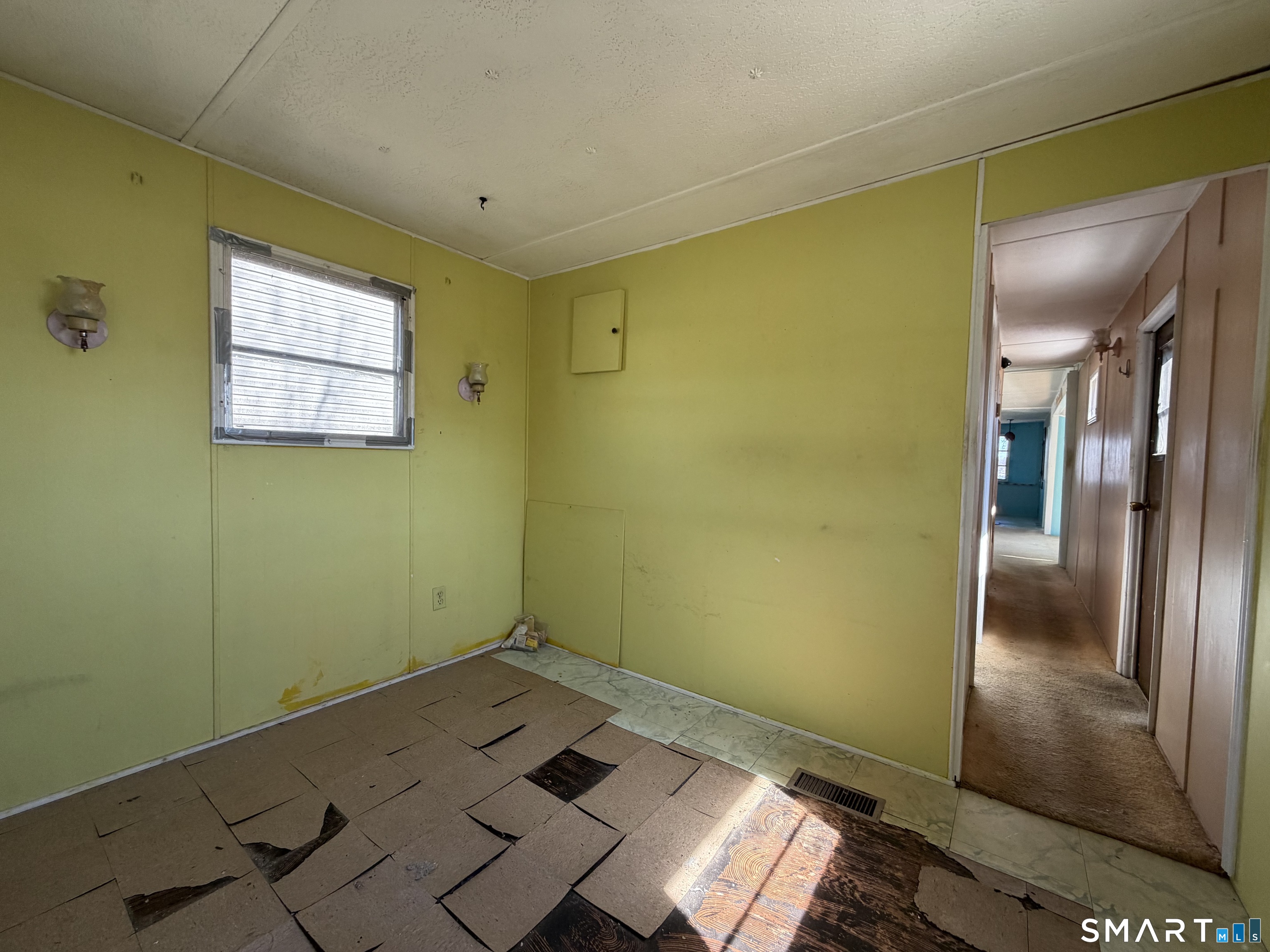 14 Mountainview Road East Hampton, CT 06424 - Photo 21 of 26 a view of utility room