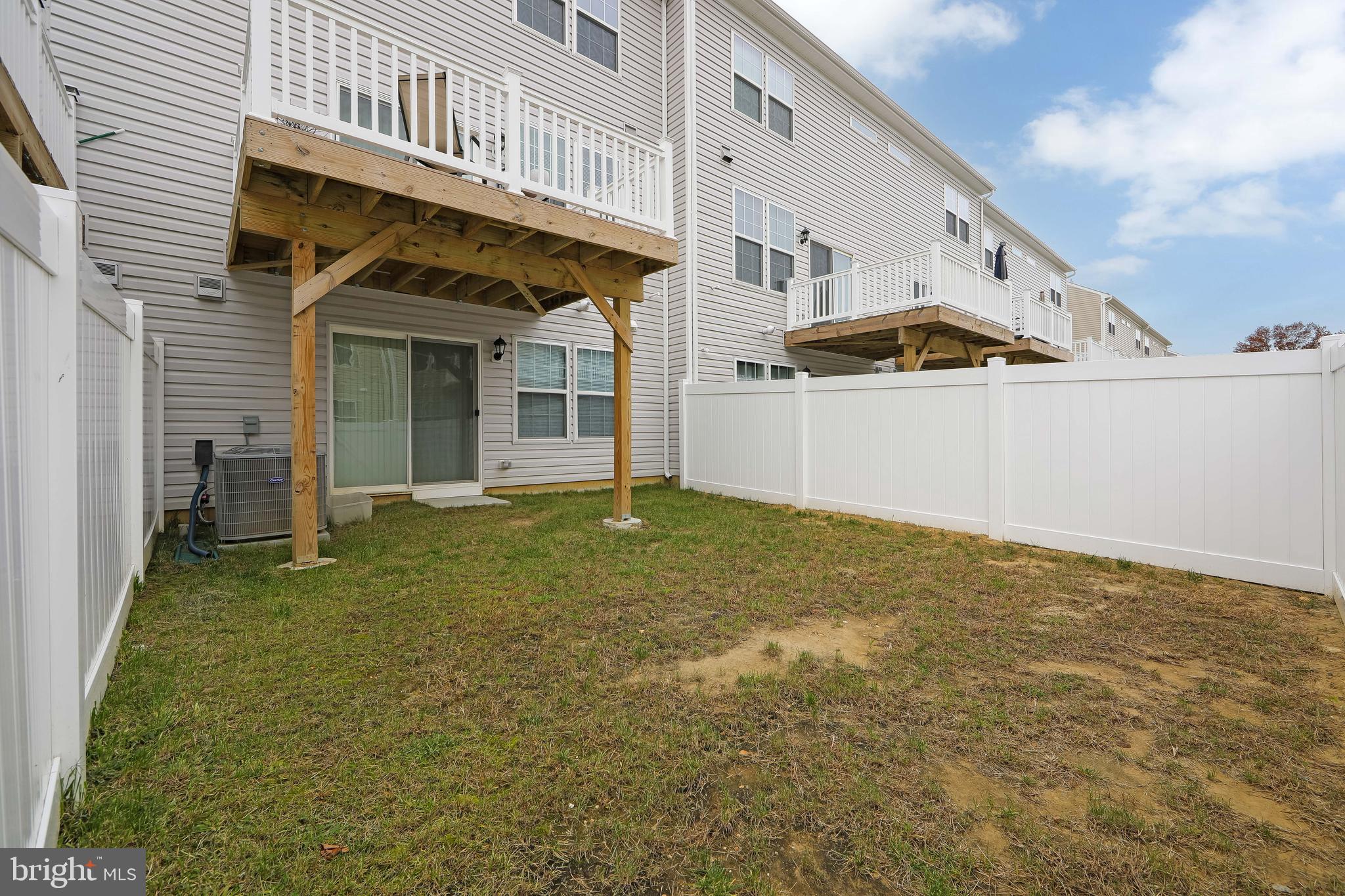 472 Monte Farm Road Mount Laurel, NJ 08054 - Photo 11 of 45 Fenced Yard