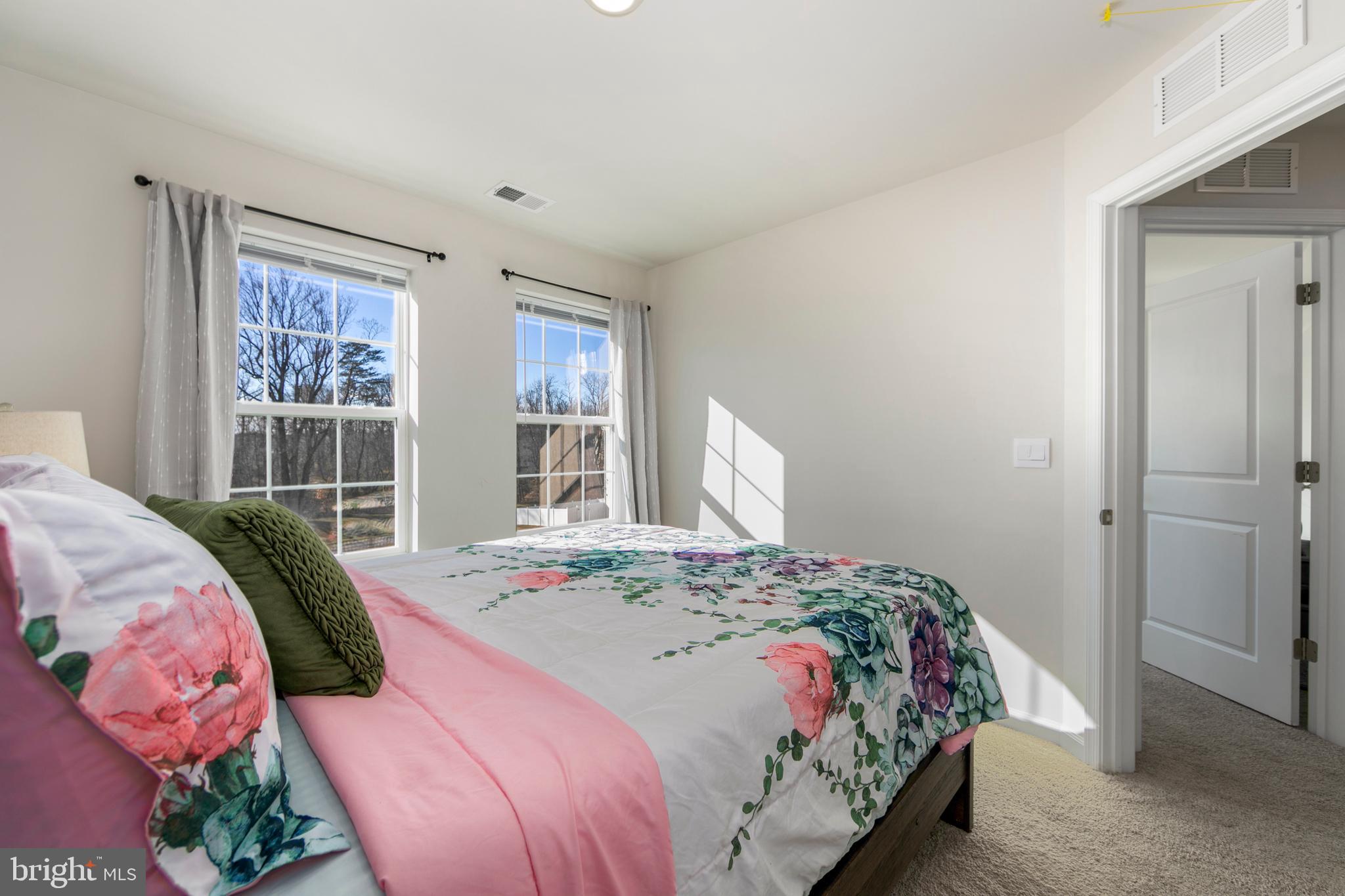 472 Monte Farm Road Mount Laurel, NJ 08054 - Photo 33 of 45 Second Bedroom