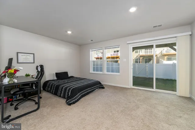 $547,500 | 472 Monte Farm Road, Mount Laurel, NJ 08054