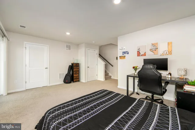 $547,500 | 472 Monte Farm Road, Mount Laurel, NJ 08054