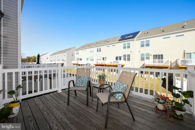 $547,500 | 472 Monte Farm Road, Mount Laurel, NJ 08054