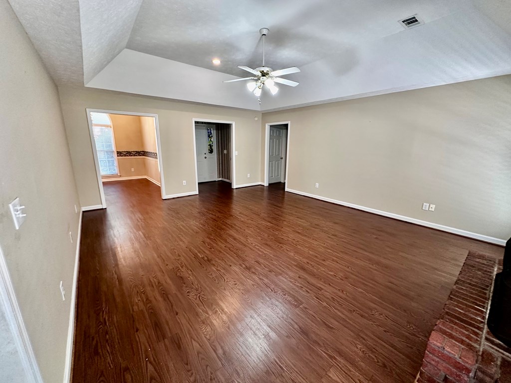 8112 Arbor Ridge Drive Columbus, GA 31909 - Photo 8 of 20 Gallery Image 8
