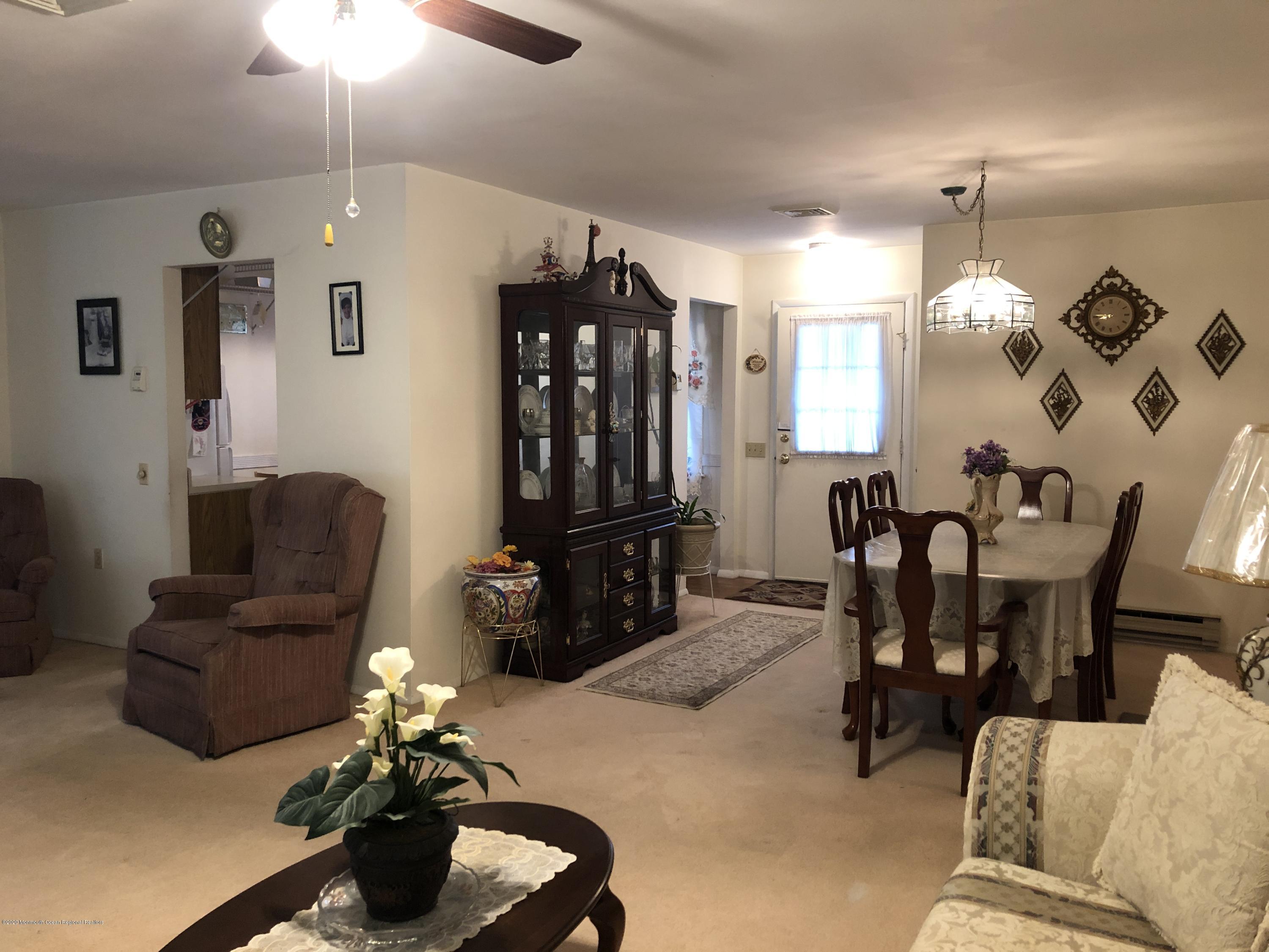 34 Hartford Road, Unit 73 Whiting, NJ 08759 - Photo 13 of 37 BE66390F-132F-4339-A0F1-76C45D172C4C