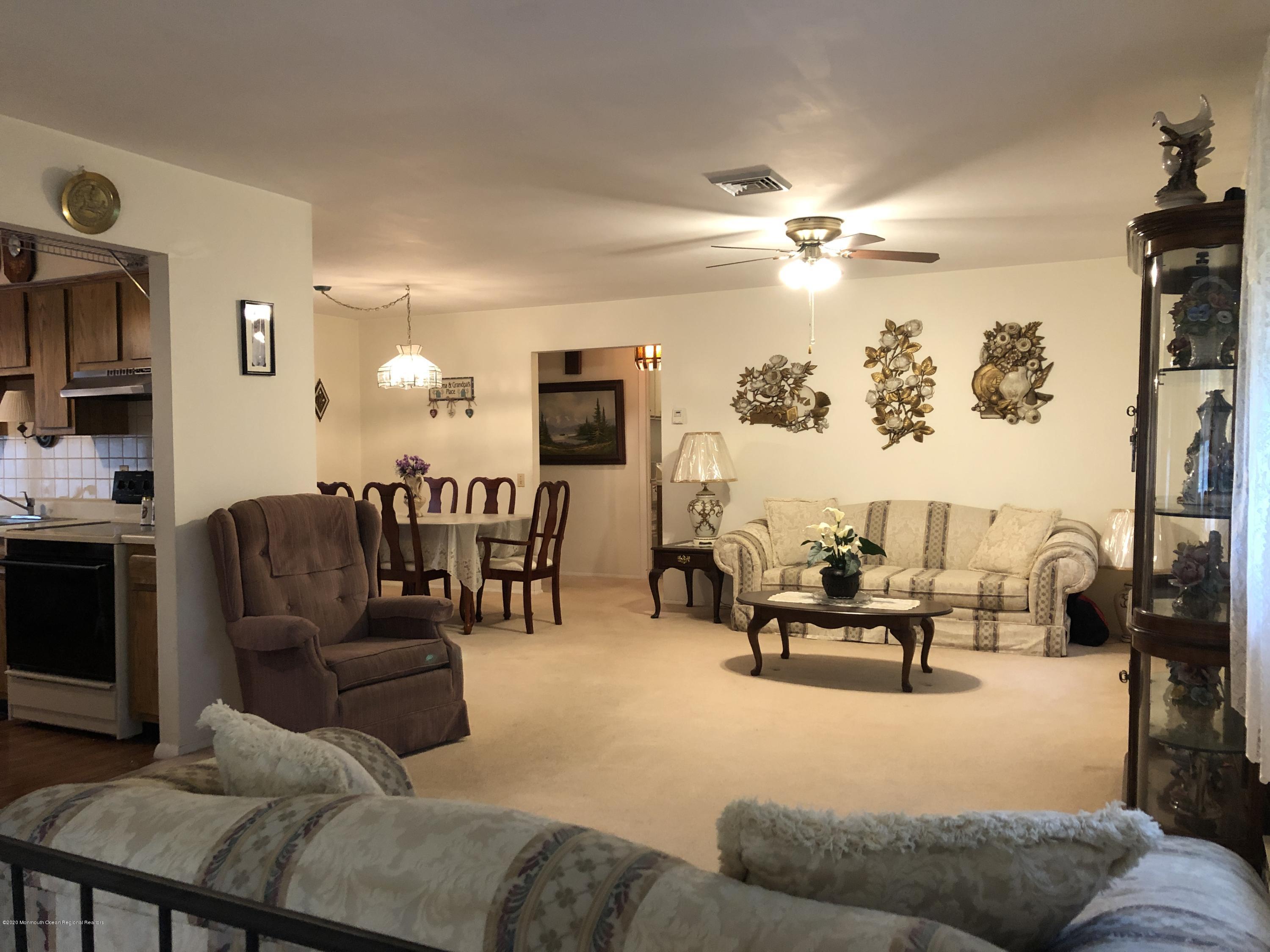 34 Hartford Road, Unit 73 Whiting, NJ 08759 - Photo 16 of 37 EBA83667-06F9-4566-B54B-EFF03842FC1F