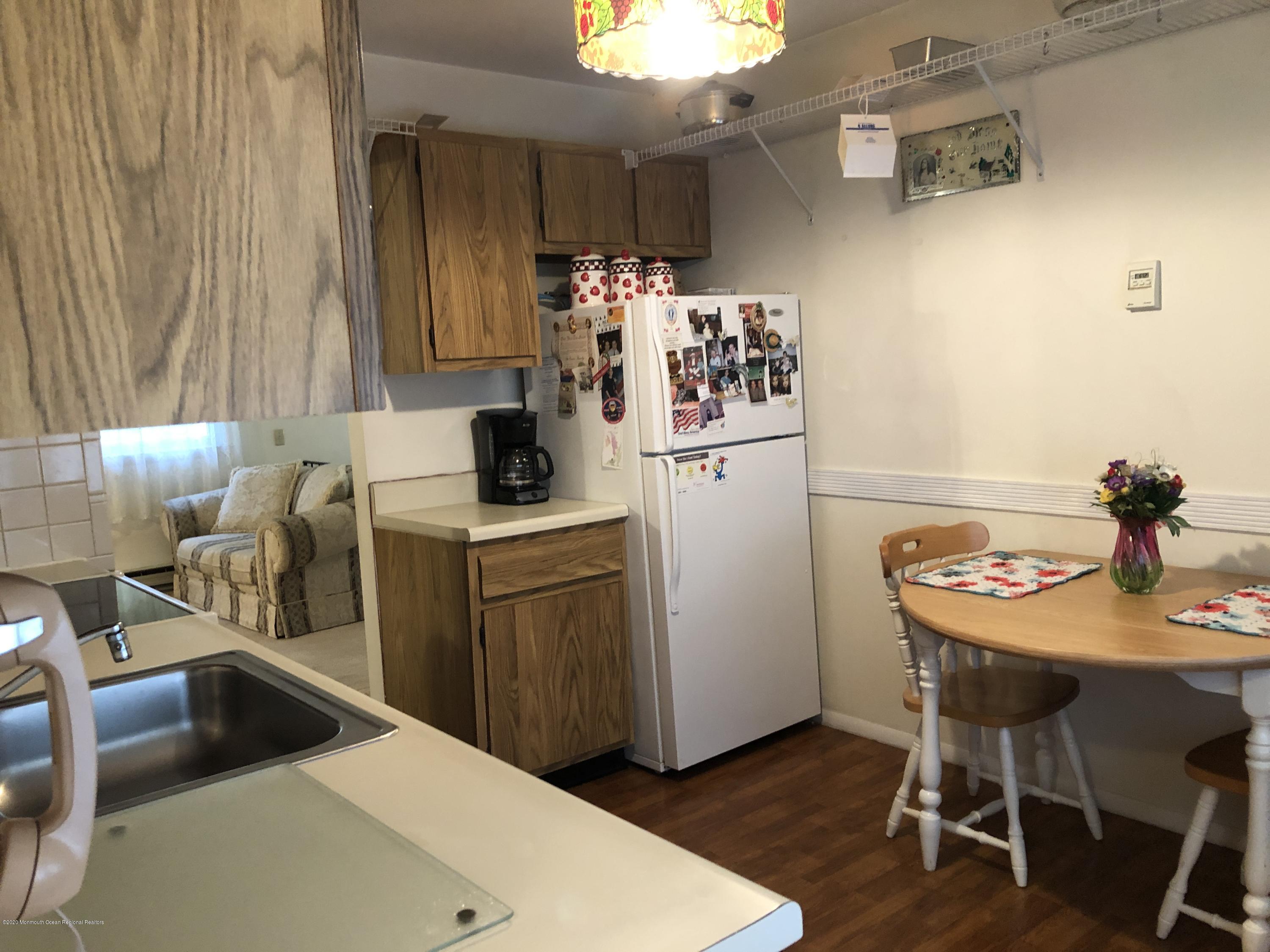 34 Hartford Road, Unit 73 Whiting, NJ 08759 - Photo 22 of 37 009A8B61-819B-4615-9E1A-78E5BE913D5C
