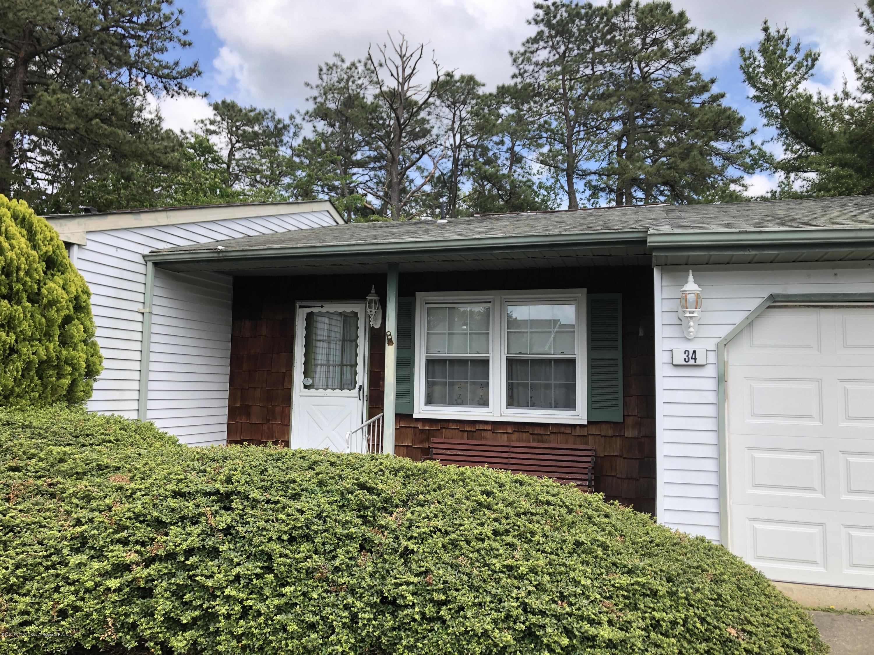 34 Hartford Road, Unit 73 Whiting, NJ 08759 - Photo 6 of 37 DFD03117-E02A-4BC0-81D5-FA211AF13E3F
