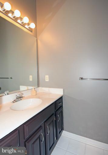 9089 Golden Sunset Lane Springfield, VA 22153 - Photo 22 of 30 Bath