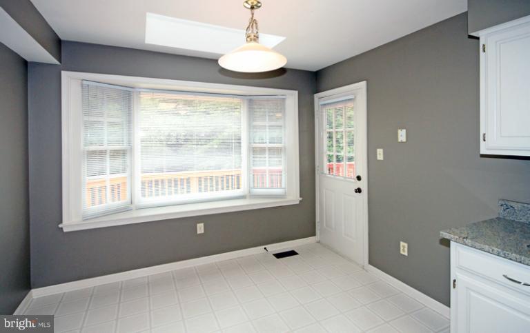 9089 Golden Sunset Lane Springfield, VA 22153 - Photo 7 of 30 Kitchen