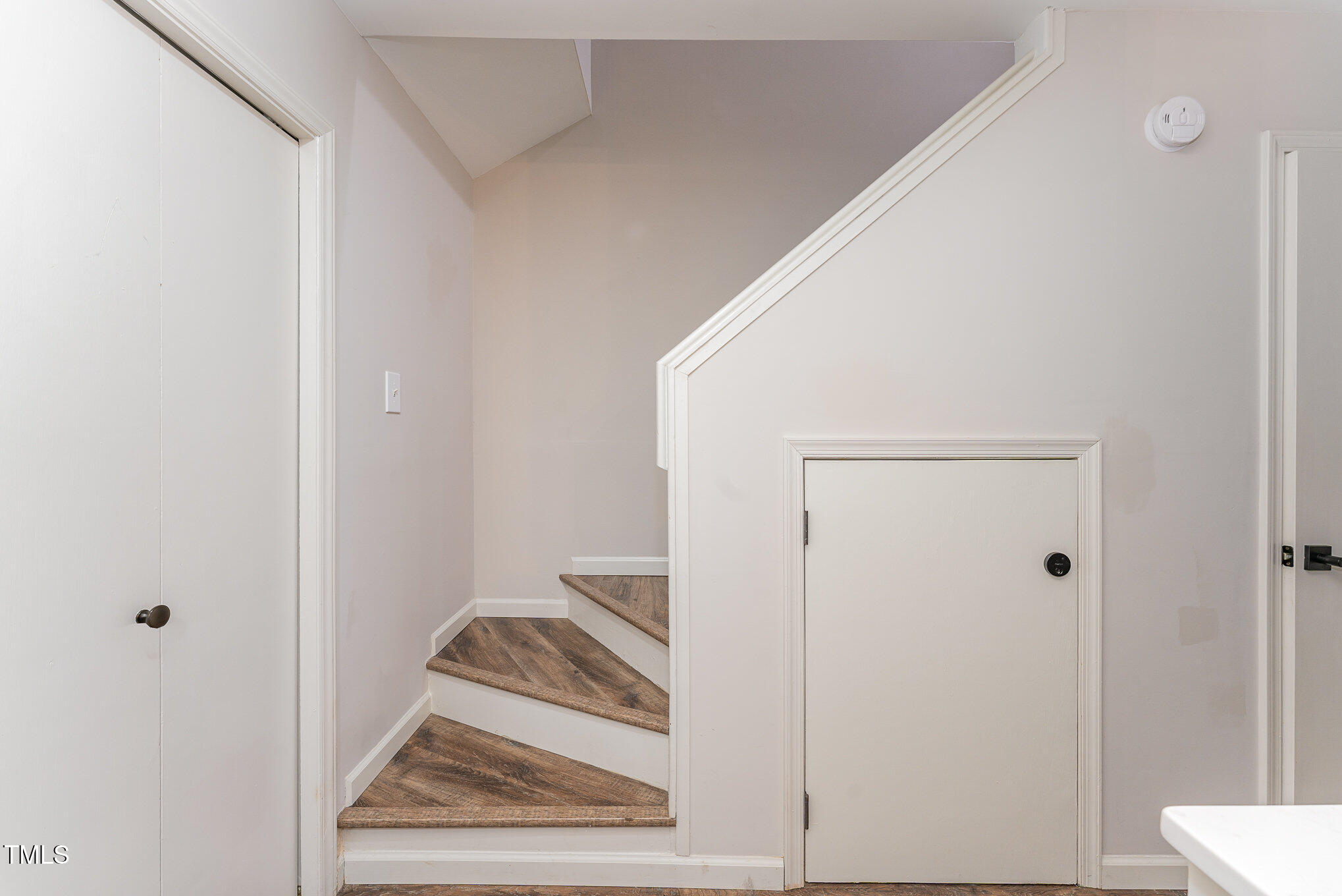 8100 Farmlea Circle Raleigh, NC 27616 - Photo 13 of 25 013_file_699