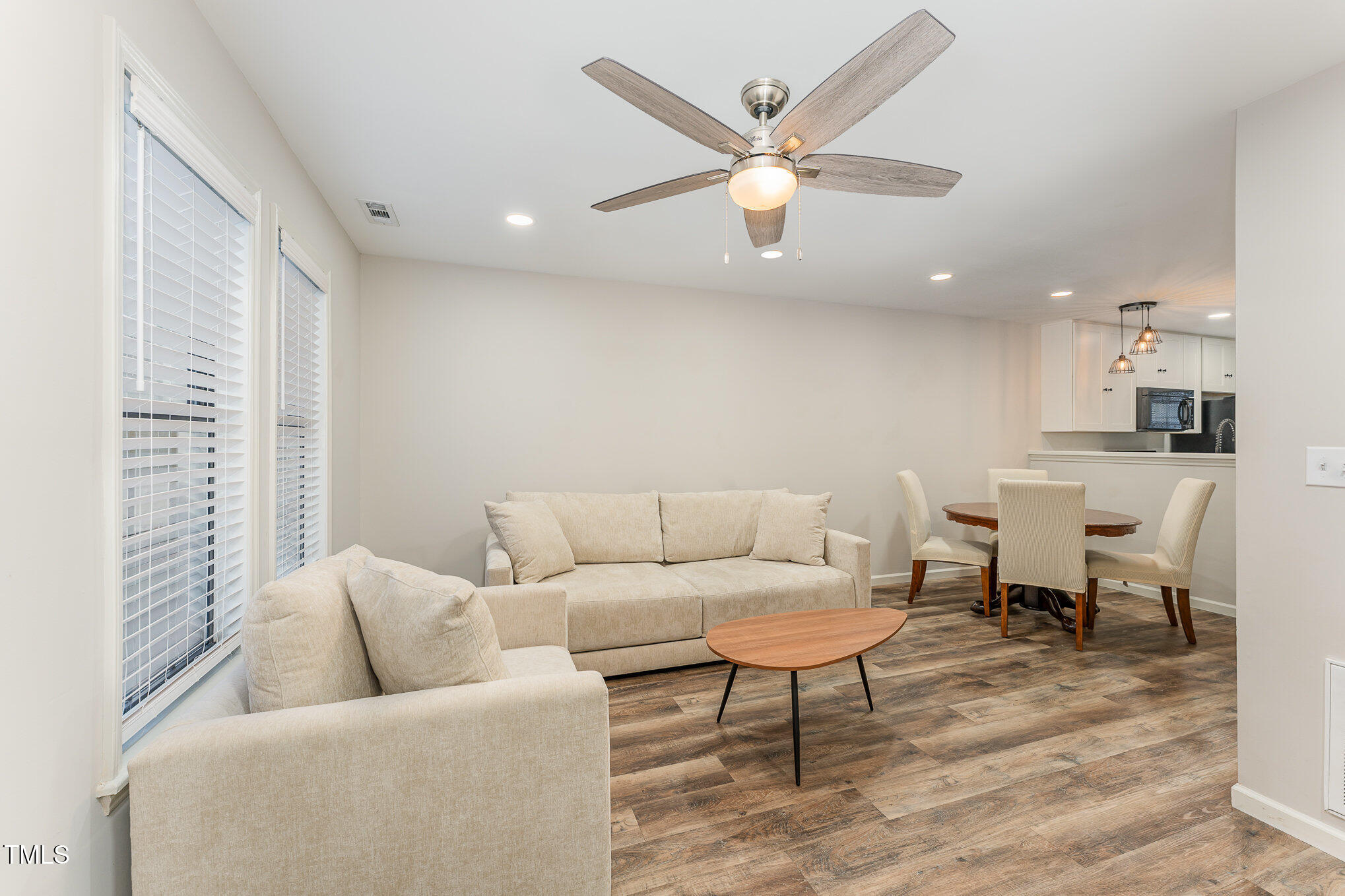 8100 Farmlea Circle Raleigh, NC 27616 - Photo 5 of 25 005_file_796