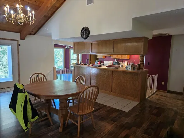 $490,000 | 875 Southwest 54th Highway, Osceola, MO 64776