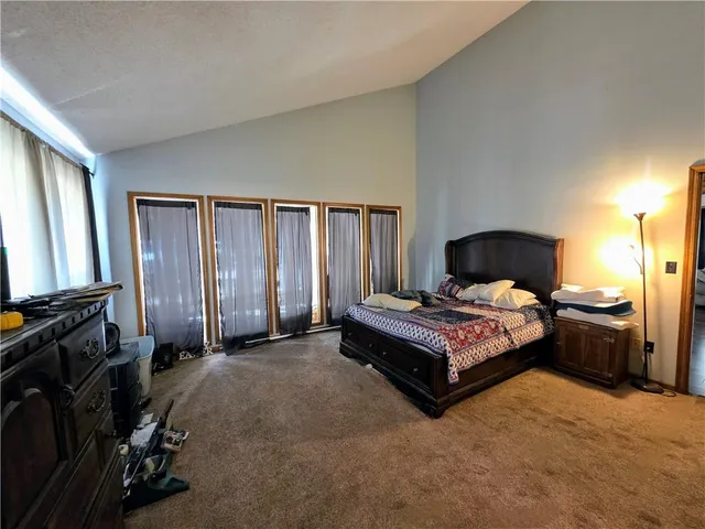 $490,000 | 875 Southwest 54th Highway, Osceola, MO 64776