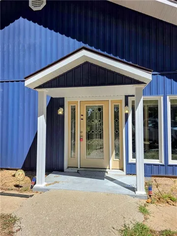 $490,000 | 875 Southwest 54th Highway, Osceola, MO 64776