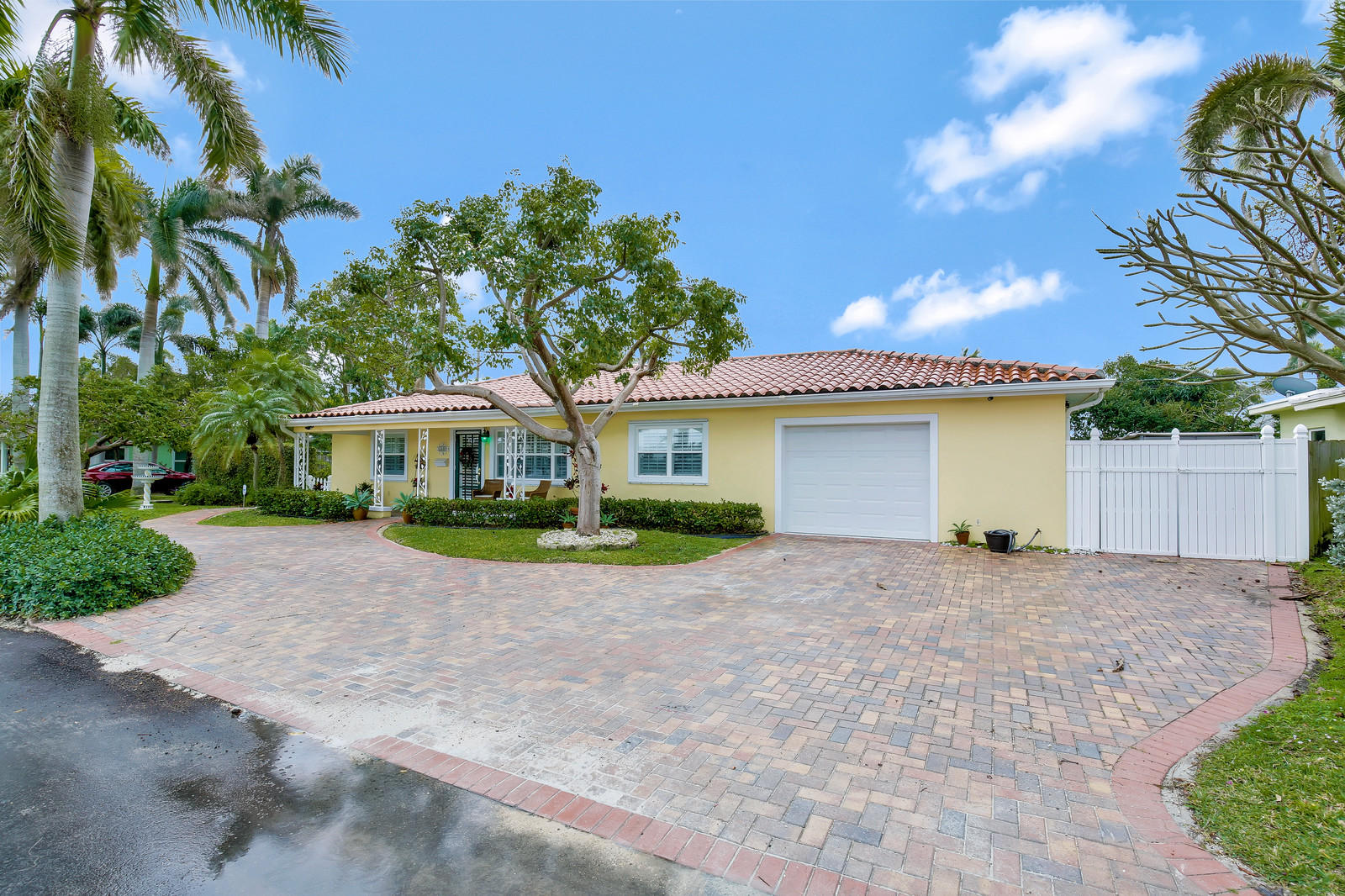 660 N Road Boynton Beach, FL 33435 - Photo 4 of 28 03_Image-3_mls