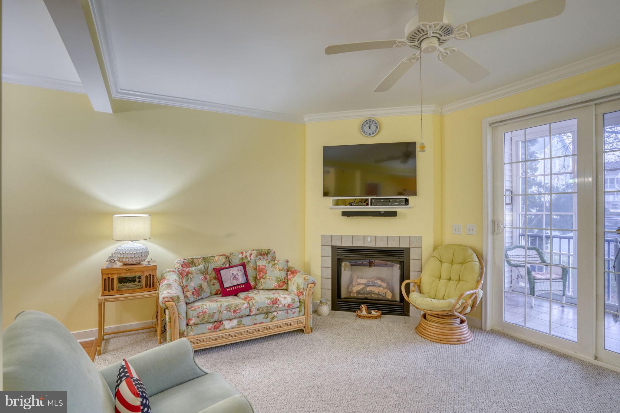 30611 Cedar Neck Road, Unit 2104 Ocean View, DE 19970 - Photo 8 of 57 Living room