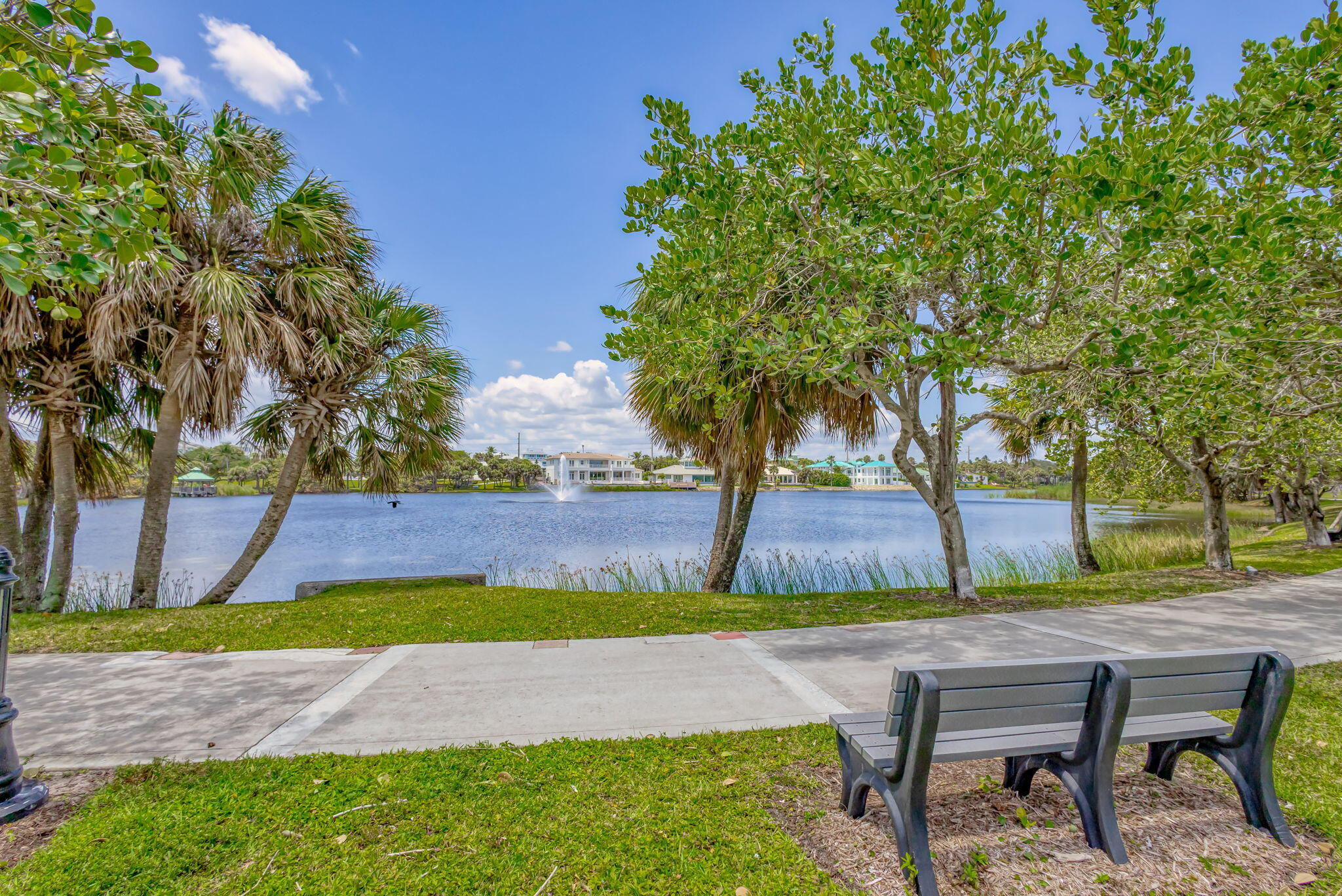 80 Celestial Way, Unit 213 Juno Beach, FL 33408 - Photo 6 of 59 Pelican Lake