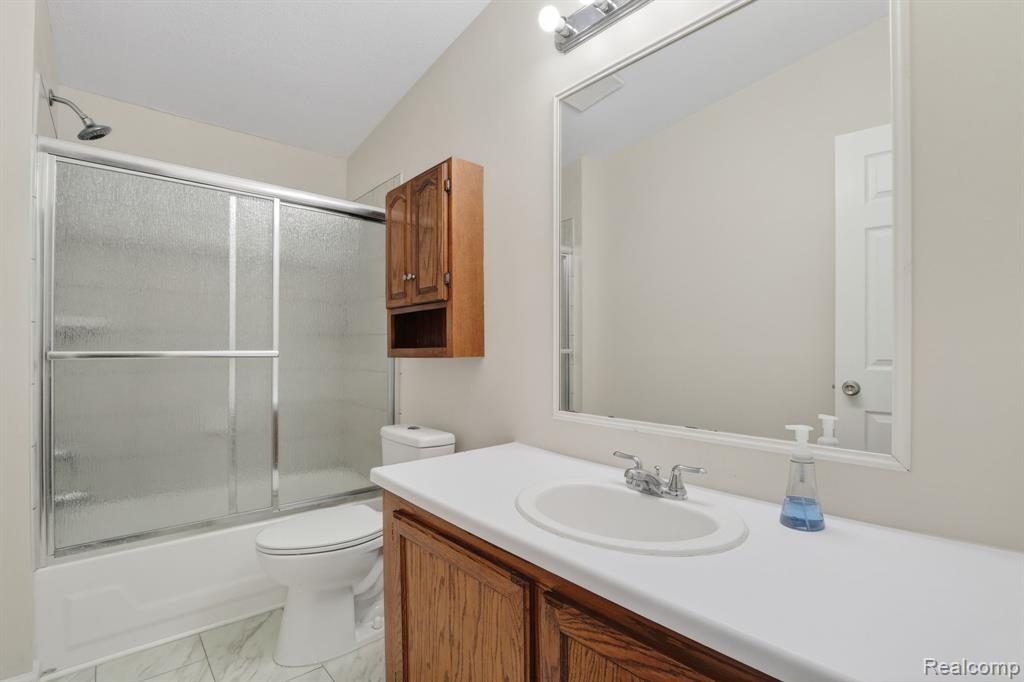 4050 West Thompson Road Linden, MI 48451 - Photo 24 of 36