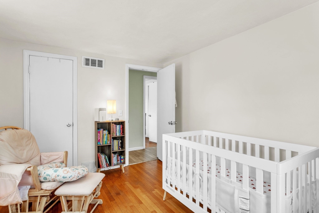 80 Victoria Street Springfield, MA 01104 - Photo 20 of 36