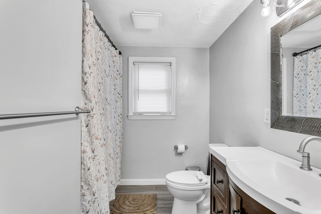 80 Victoria Street Springfield, MA 01104 - Photo 21 of 36
