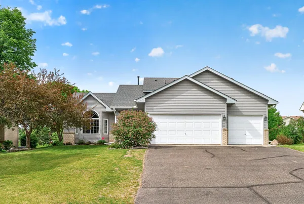 $475,000 | 10035 Fallgold Parkway, Brooklyn Park, MN 55443