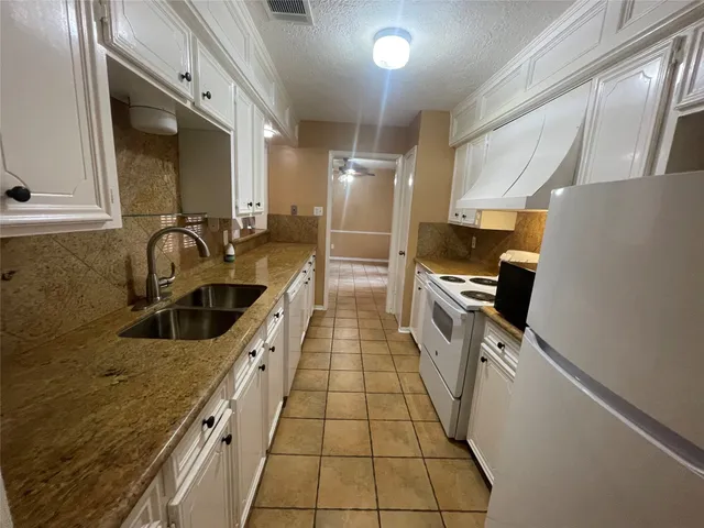 $1,700 | 4105 Vista Road, Unit 1, Pasadena, TX 77504