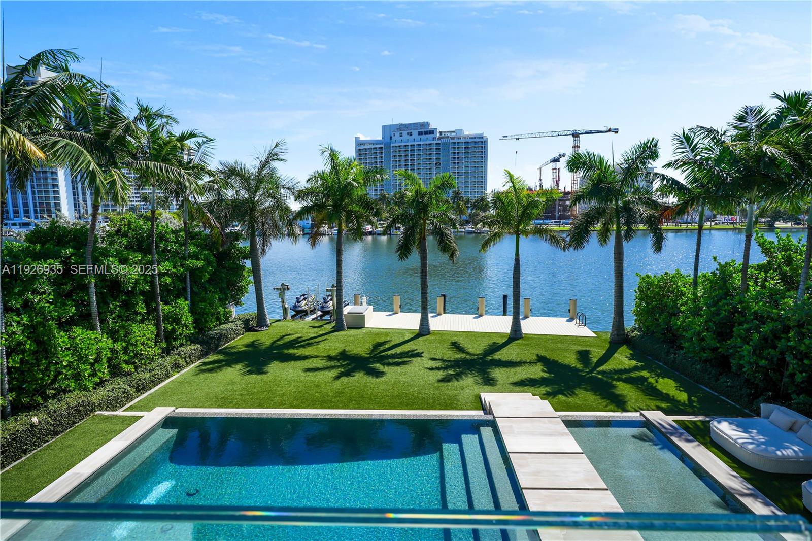 5501 Pine Tree Drive Miami Beach, FL 33140 - Photo 13 of 60