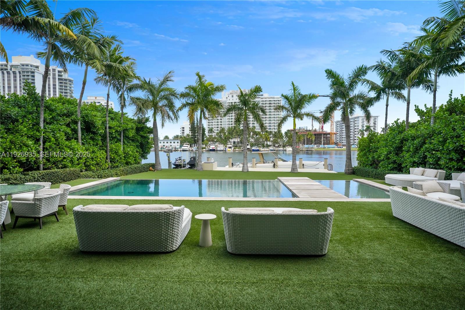 5501 Pine Tree Drive Miami Beach, FL 33140 - Photo 14 of 60