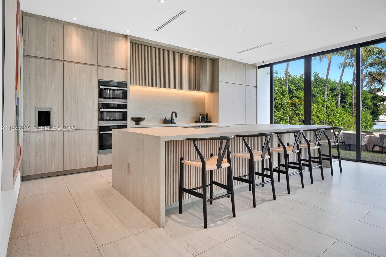 5501 Pine Tree Drive Miami Beach, FL 33140 - Photo 26 of 60