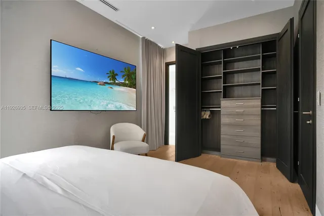 $115,000 | 5501 Pine Tree Drive, Miami Beach, FL 33140