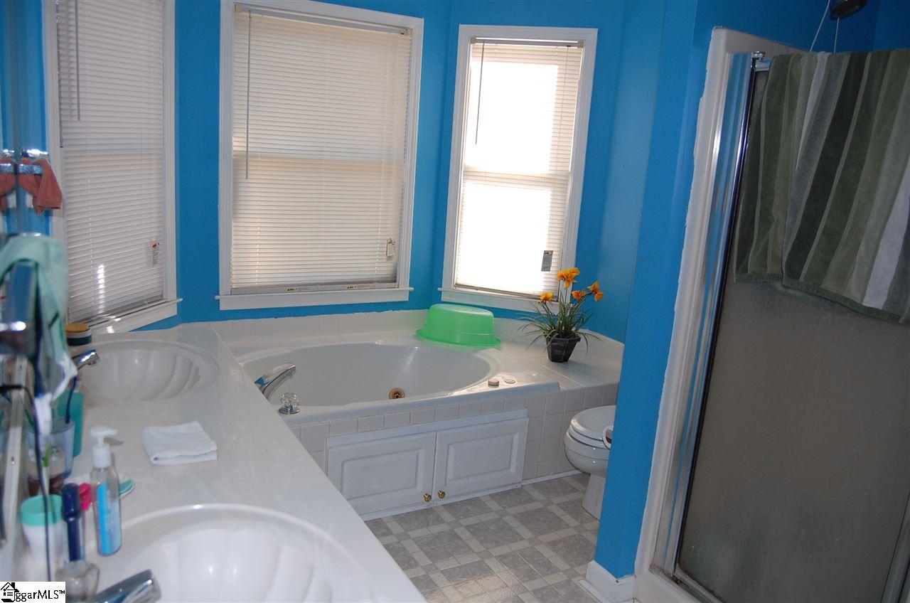 420 Anderson Ridge Road Greer, SC 29651 - Photo 9 of 18 Gallery Image 9