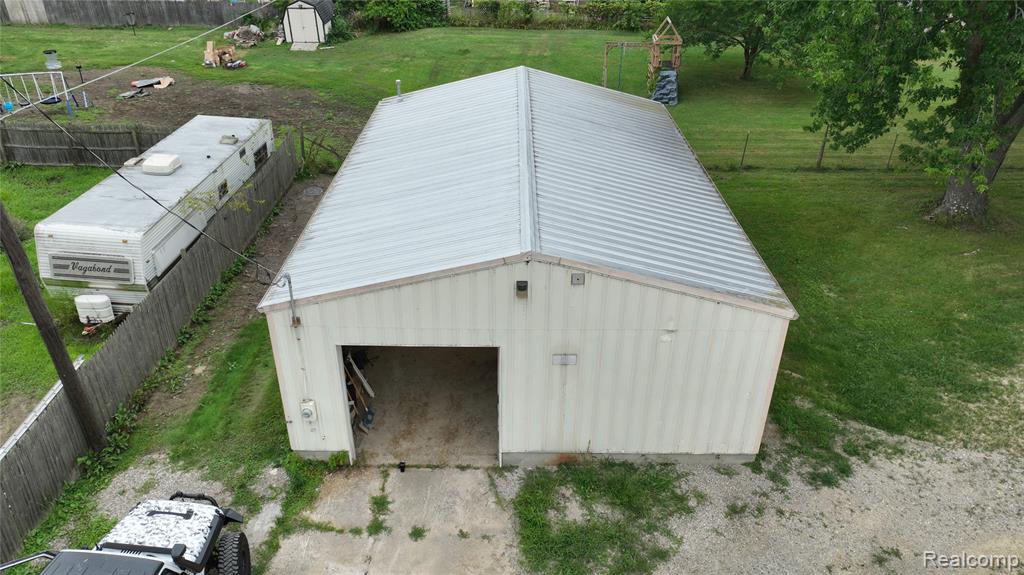 4071 South Mill Road Dryden, MI 48428 - Photo 5 of 37 Gallery Image 5