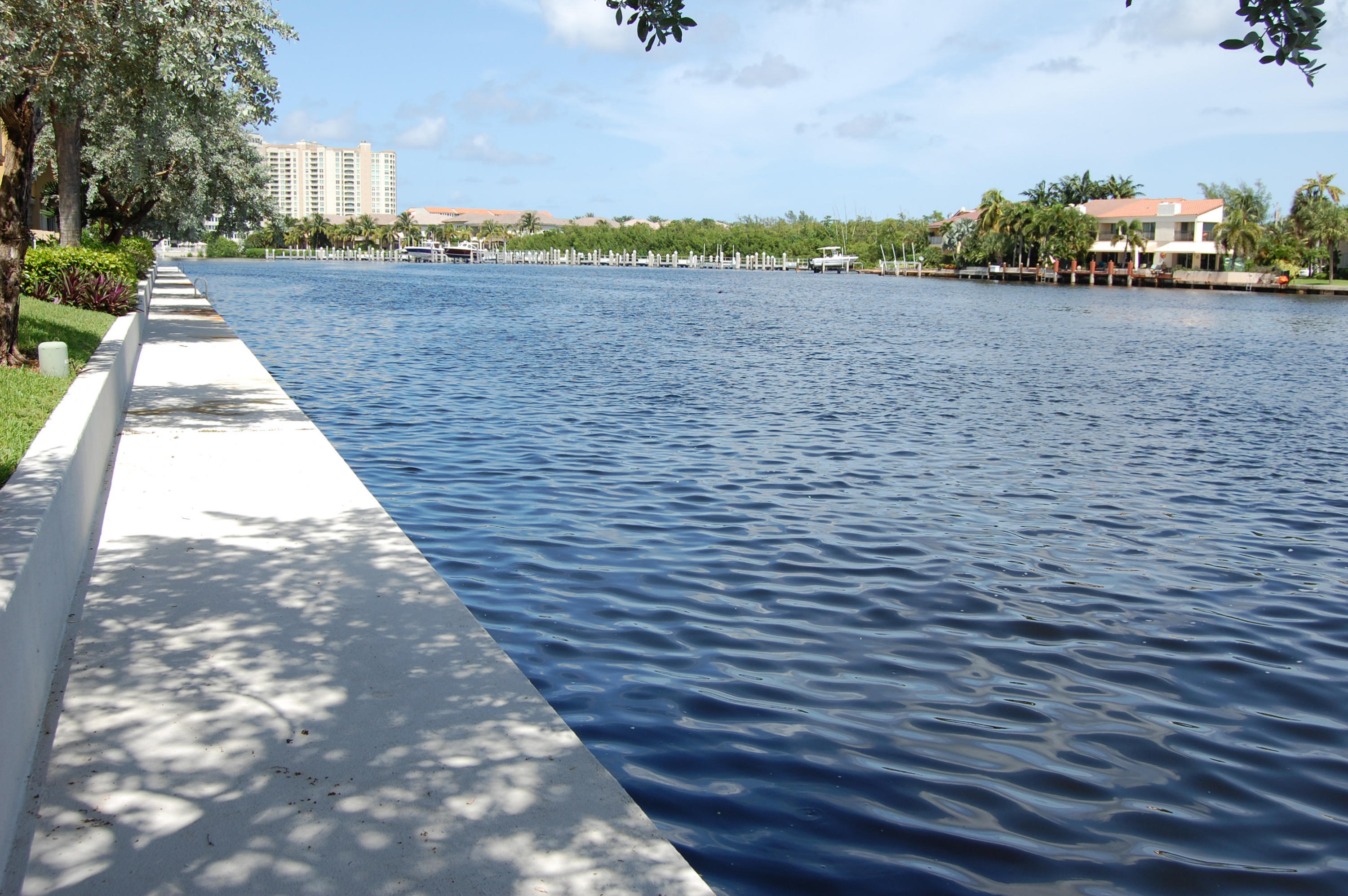 916 Jeffery Street Boca Raton, FL 33487 - Photo 42 of 48 DSC_0286