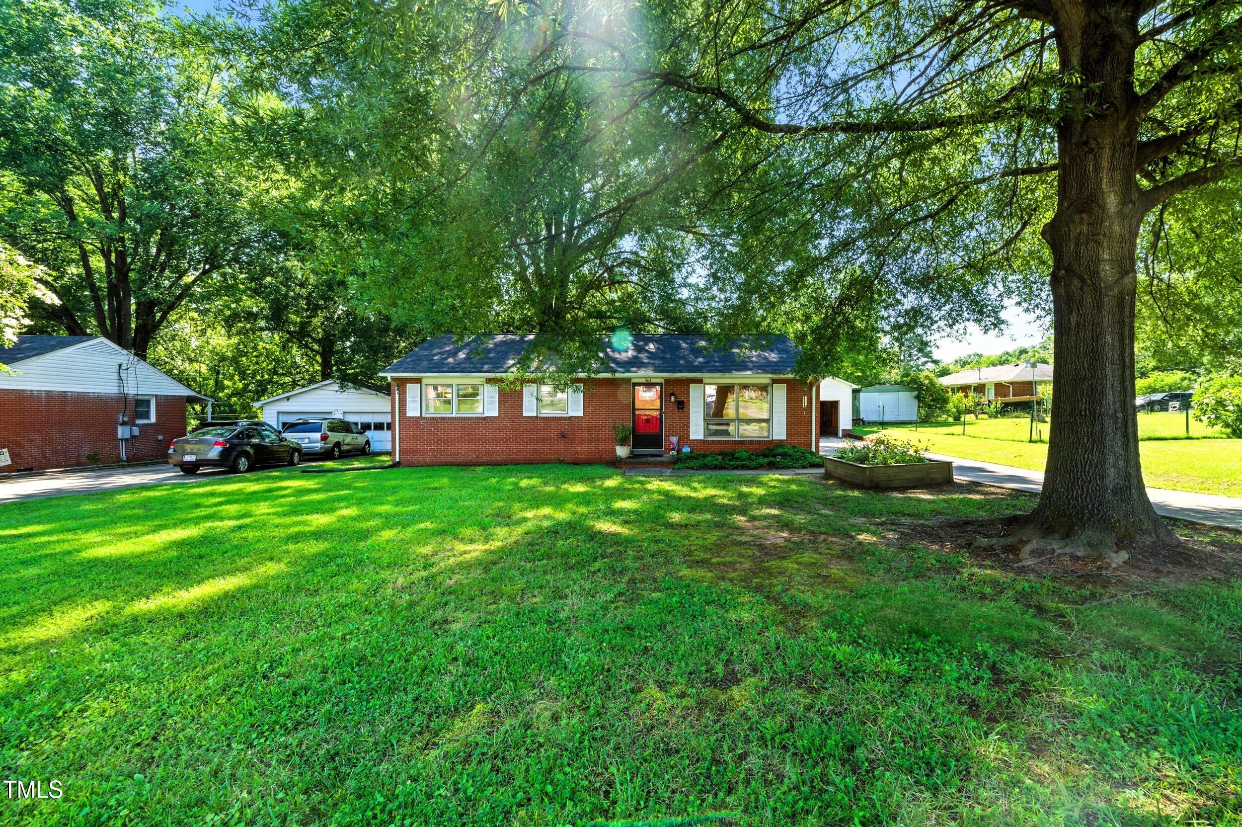 503 Stokes Road Graham, NC 27253 - Photo 3 of 47 RG1_7271