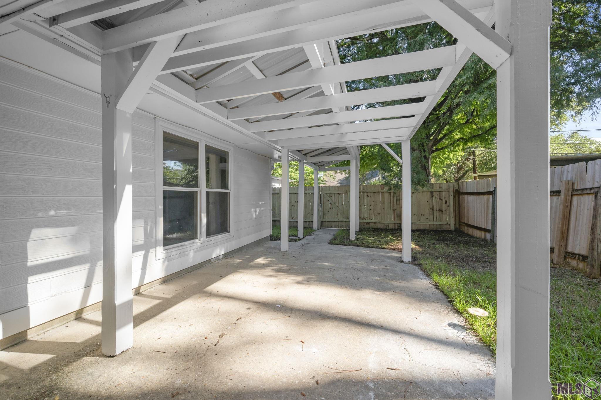 2216 Brightside Drive Baton Rouge, LA 70820 - Photo 16 of 19 Gallery Image 16