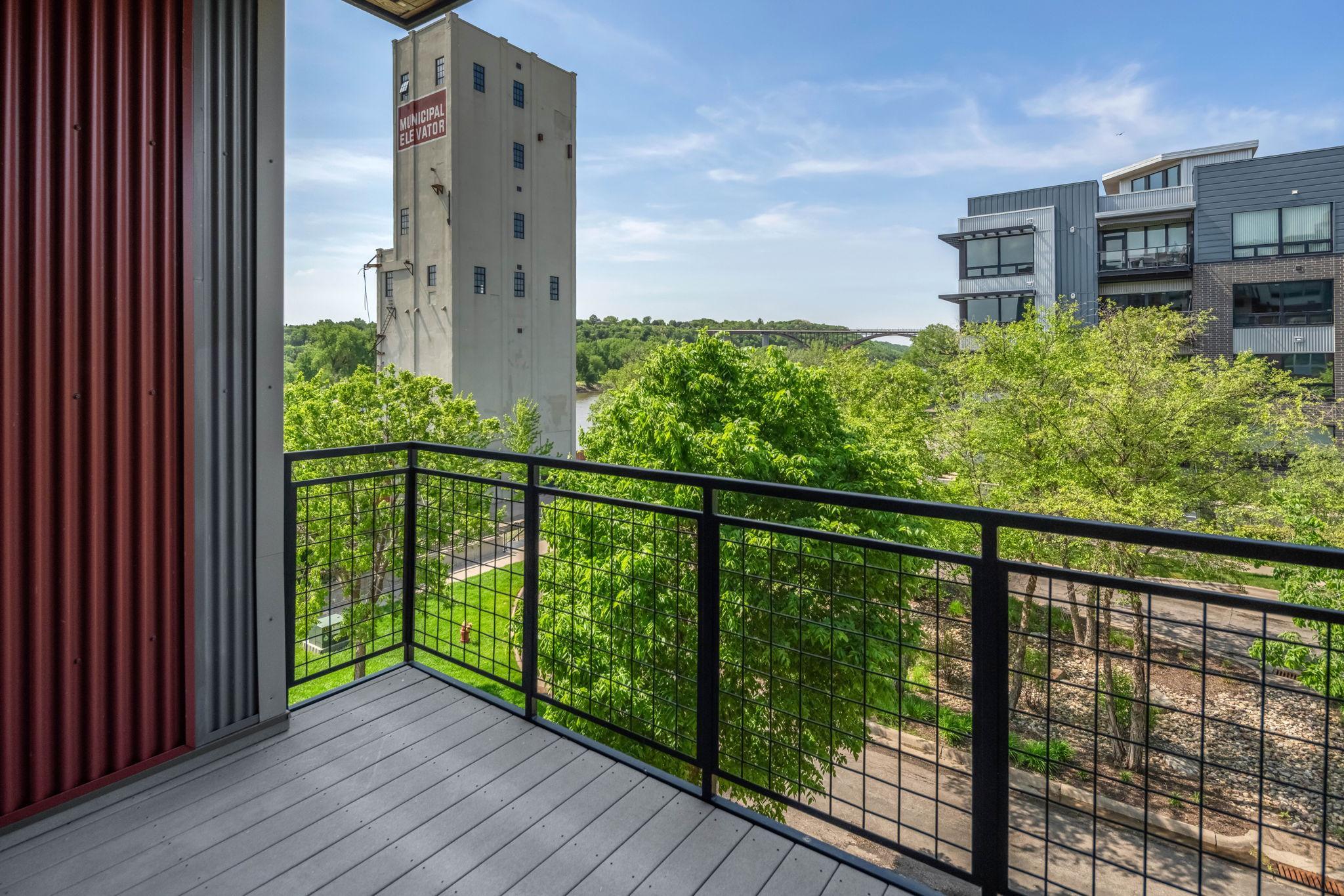 240 Spring Street, Unit 310 St. Paul, MN 55102 - Photo 24 of 33