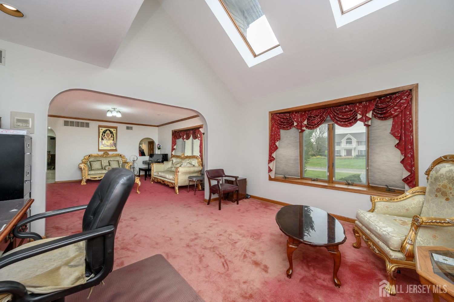 4 Drinking Brook Road Monmouth Junction, NJ 08852 - Photo 20 of 70 a room with furniture and a window