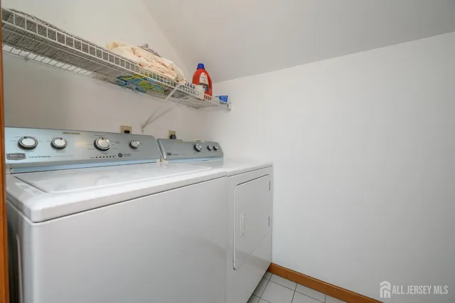 $1,300,000 | 4 Drinking Brook Road, Monmouth Junction, NJ 08852