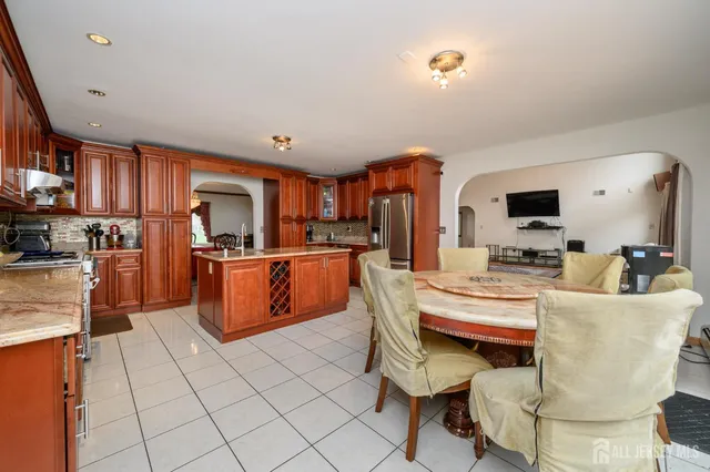 $1,300,000 | 4 Drinking Brook Road, Monmouth Junction, NJ 08852