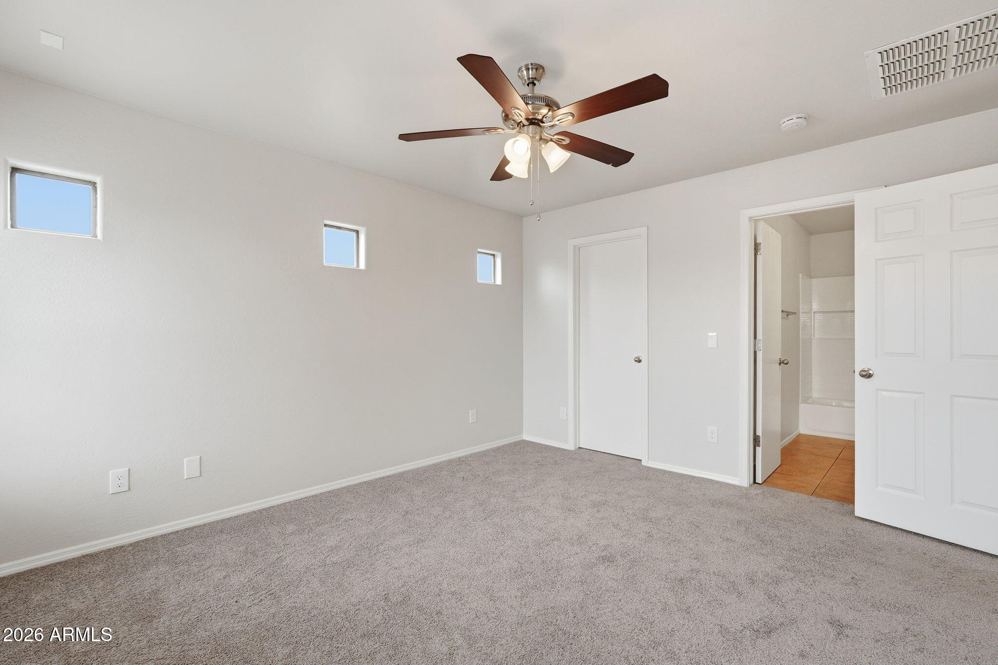 6216 South 16th Lane Phoenix, AZ 85041 - Photo 18 of 31 017_ListerPros
